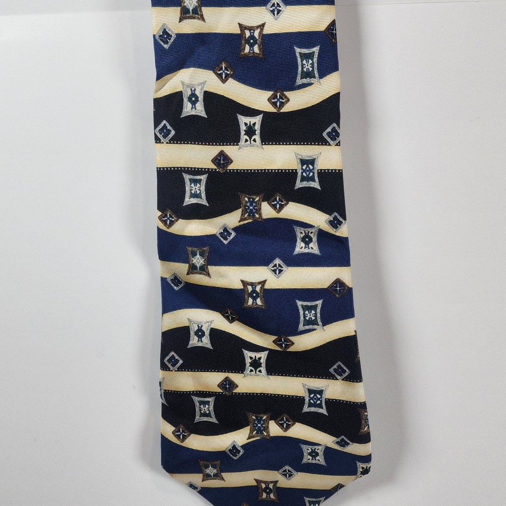 Barrington Vtg Navy and Cream Geometric Wave Men's Tie - Picture 3 of 4